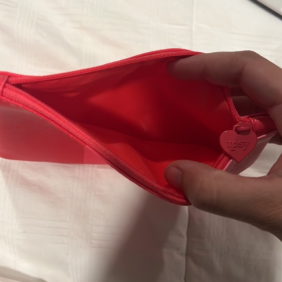 Ipsy bag - Picture 2 of 2